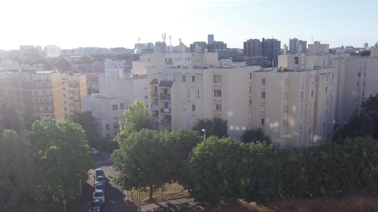 Paris Porte D'Italie - Chambre A Louer Avec Parking Et Vue Sur Paris Le Kremlin-Bicetre Bagian luar foto